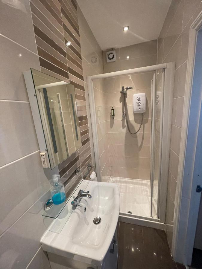 Oakhurst Gatwick B&B Crawley Kültér fotó